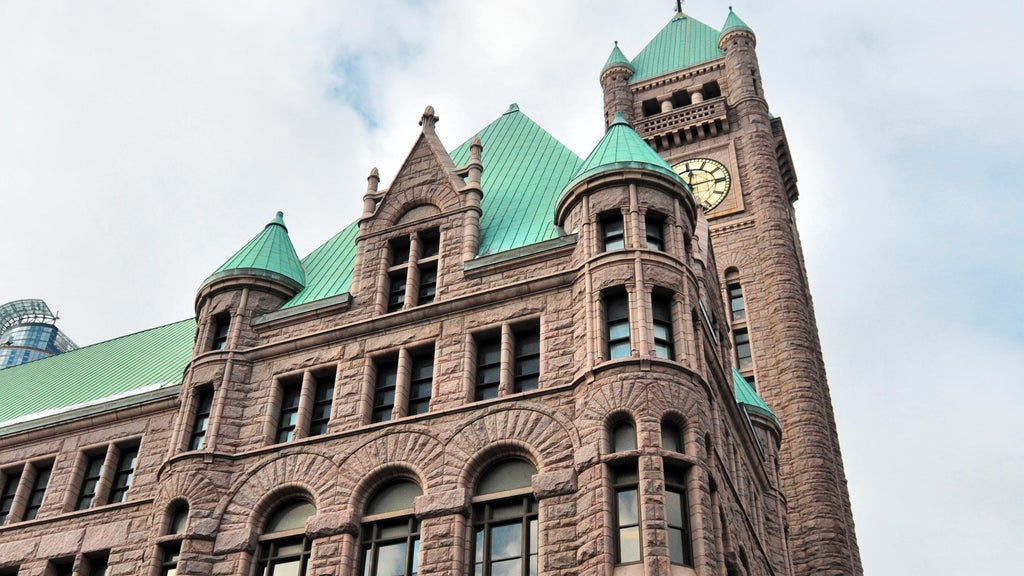 Minneapolis council votes 9-4 to eliminate safety office; Mayor Frey meeting with council members — Plymouth Government news