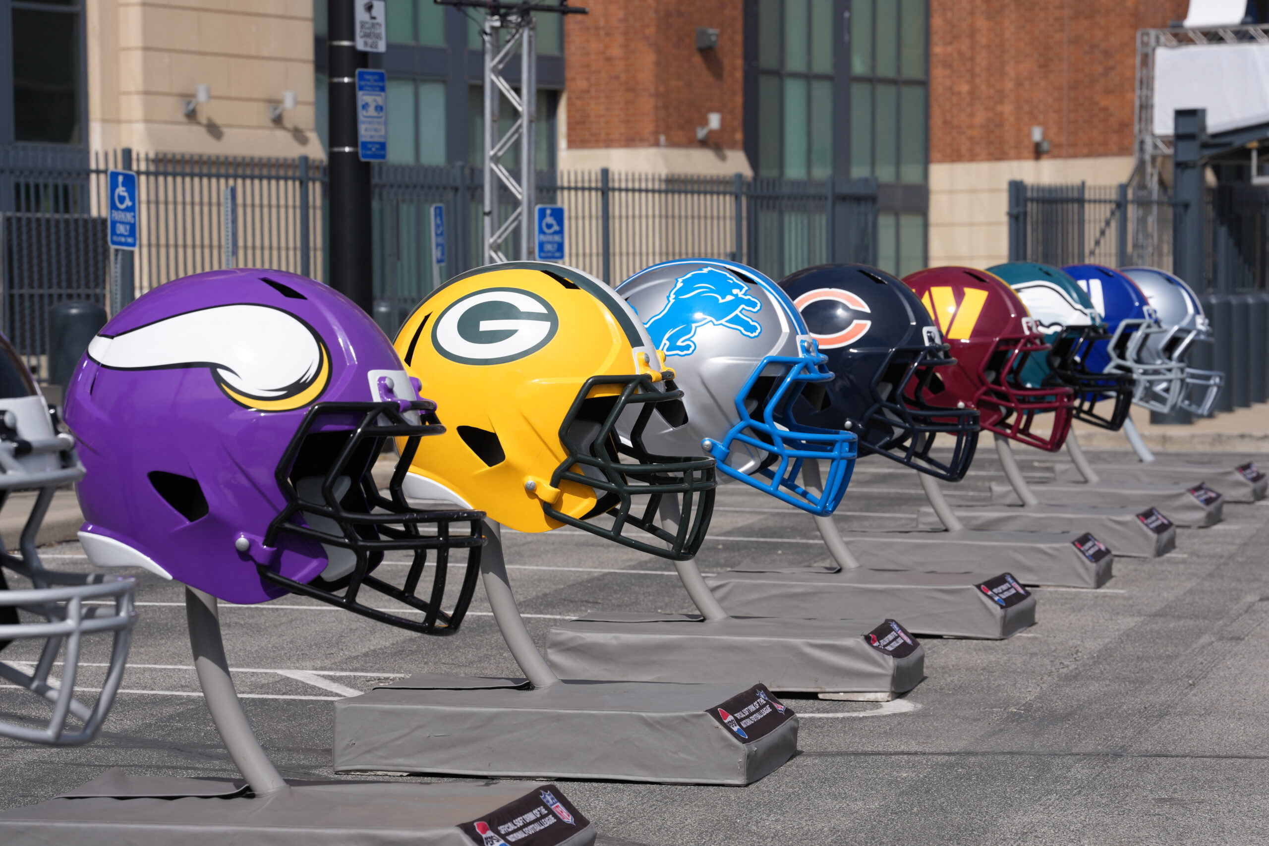 Very Quietly, The Vikings Shifted a Beefier Workload onto Rookie ‘Backer — Vikings Territory